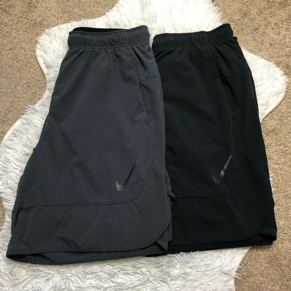 (2) Nike Men’s Flex Woven Training Shorts